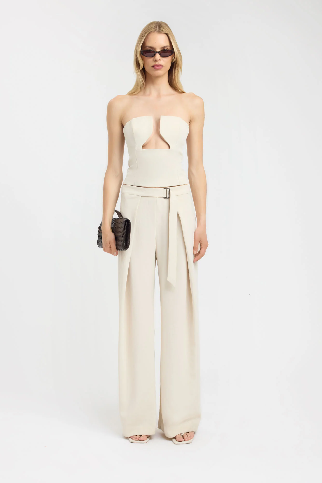 Ariel Low Cut Top - Image 5